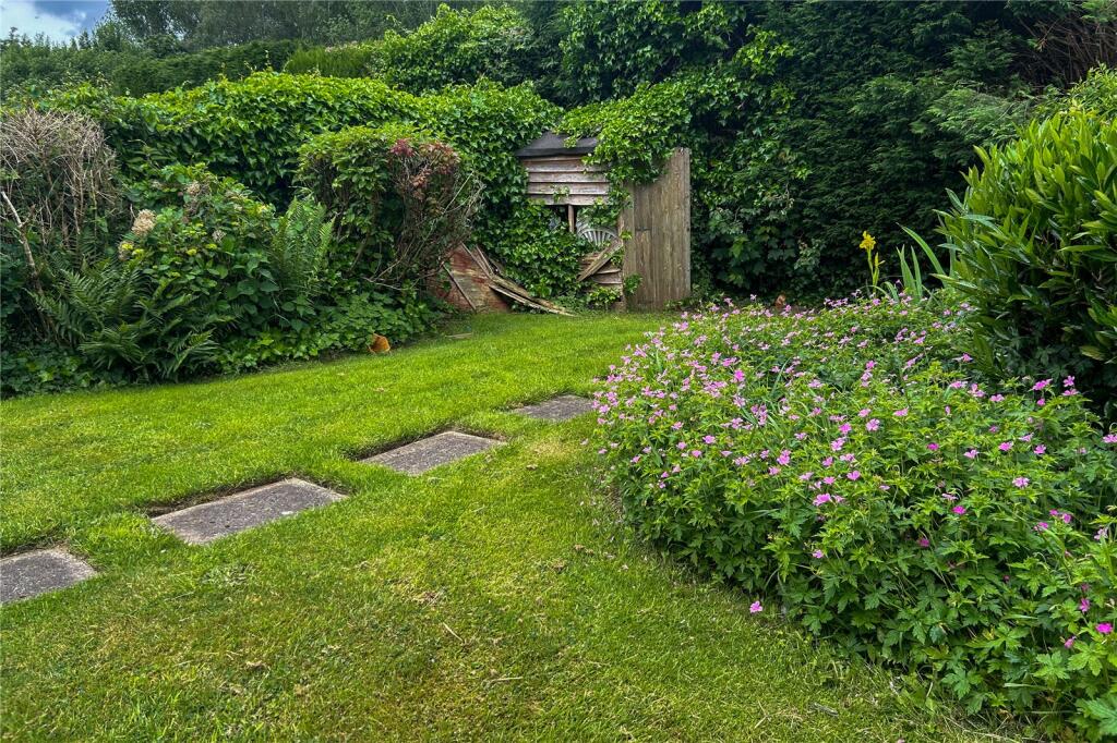 House in Manchester, Greater Manchester - More