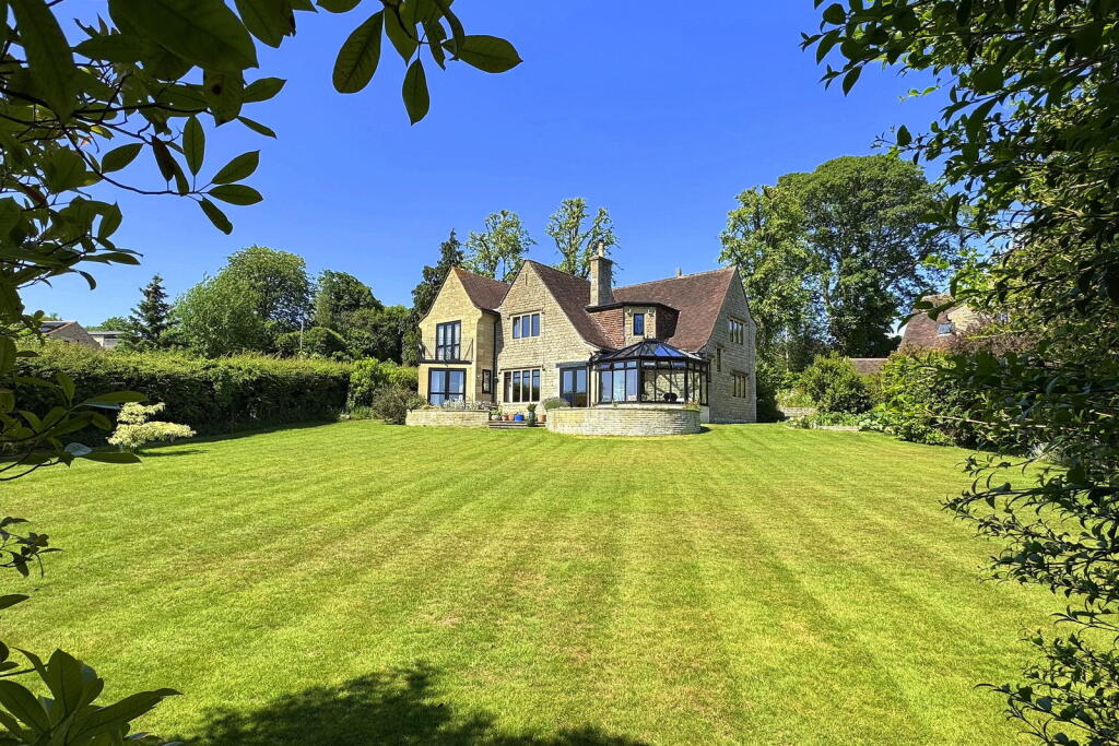 Main image of property: Bannerdown Close, Batheaston