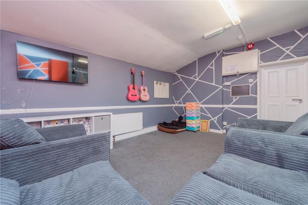 House in Telford - View 4