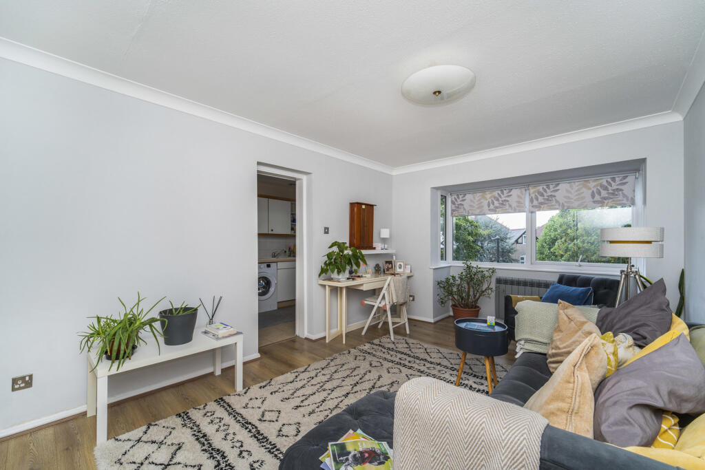Main image of property: Balmoral Court, 3 Kings Avenue, London, W5