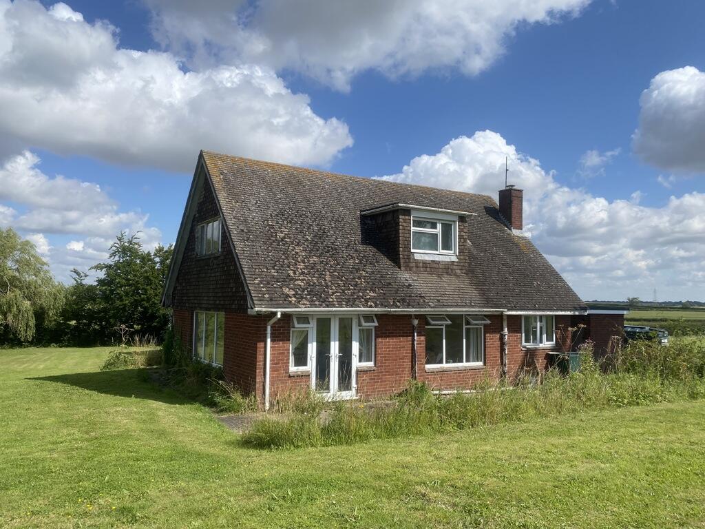 4-bed detached on Braemar House, Gorse Drove, Scredington, Sleaford, Lincolnshire, NG34 0AL, £180,000