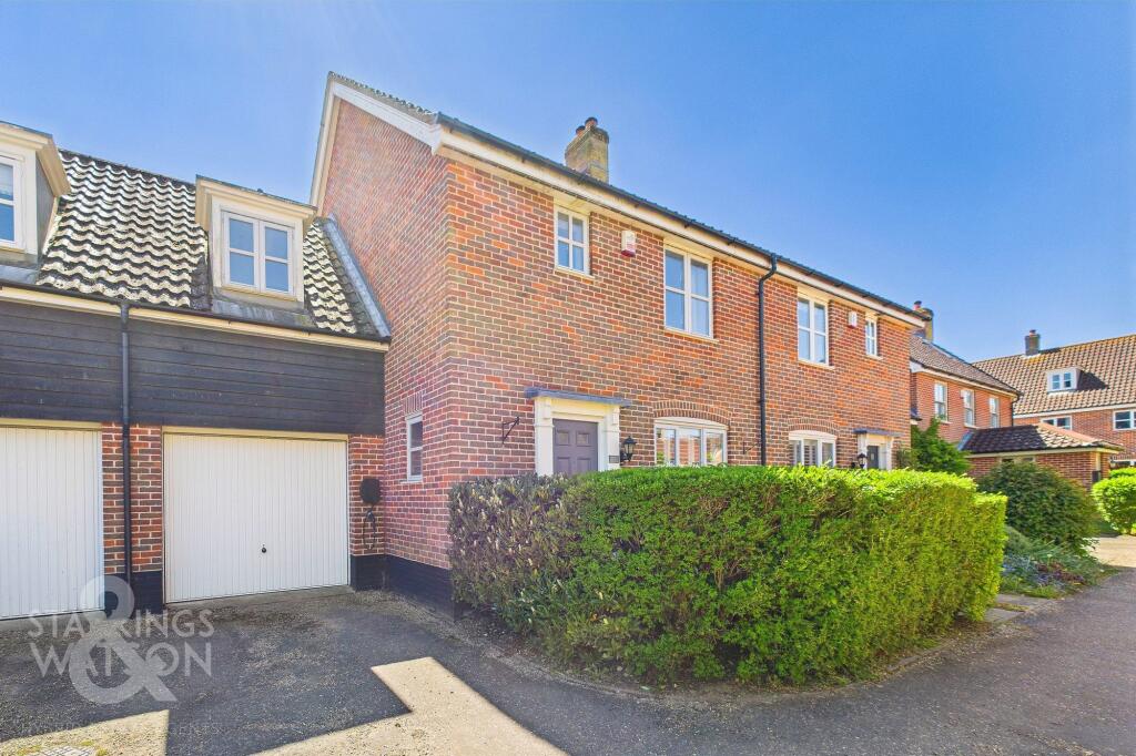Main image of property: Bromedale Avenue, Mulbarton, Norwich