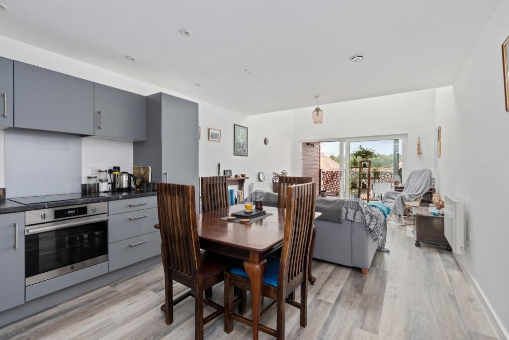 Apartment in Lewes - View 2