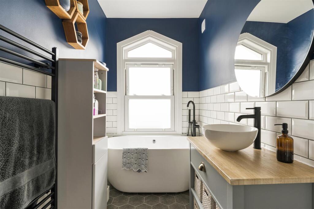 Apartment in London, Hale End - More