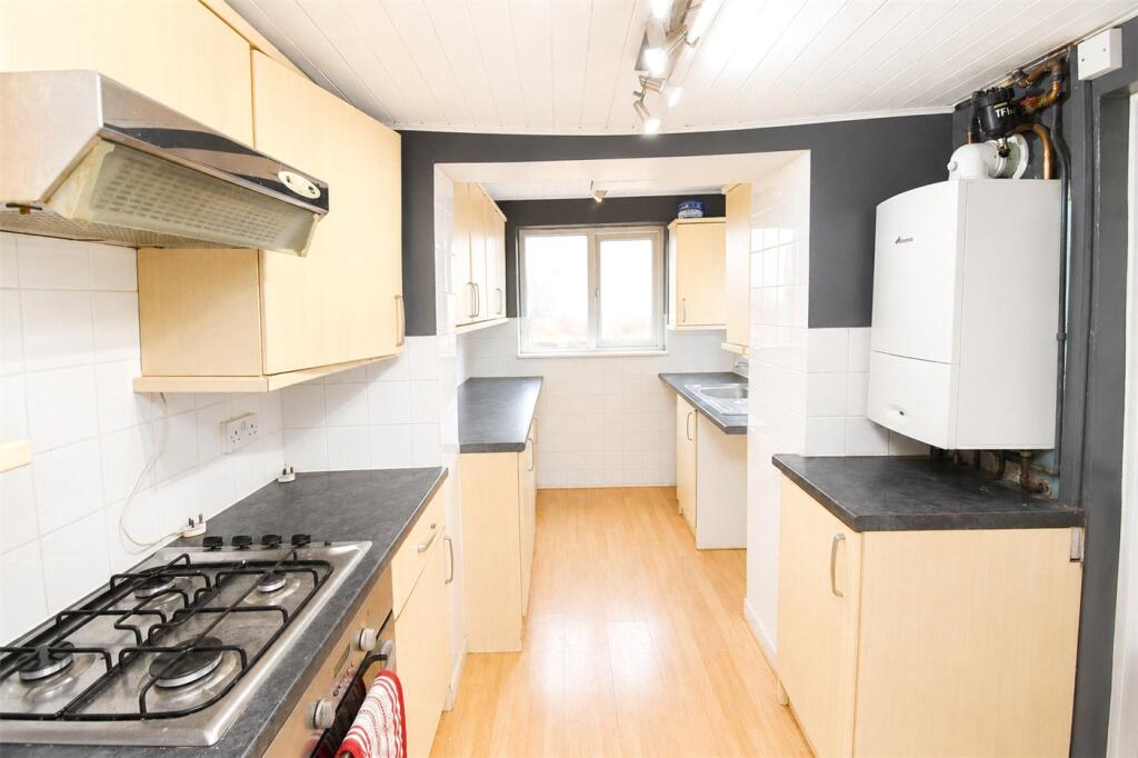House in Wirral, Liverpool City Region - View 5