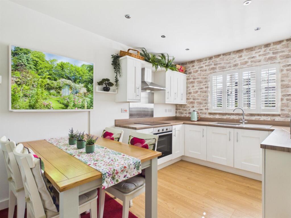 House in York - View 3