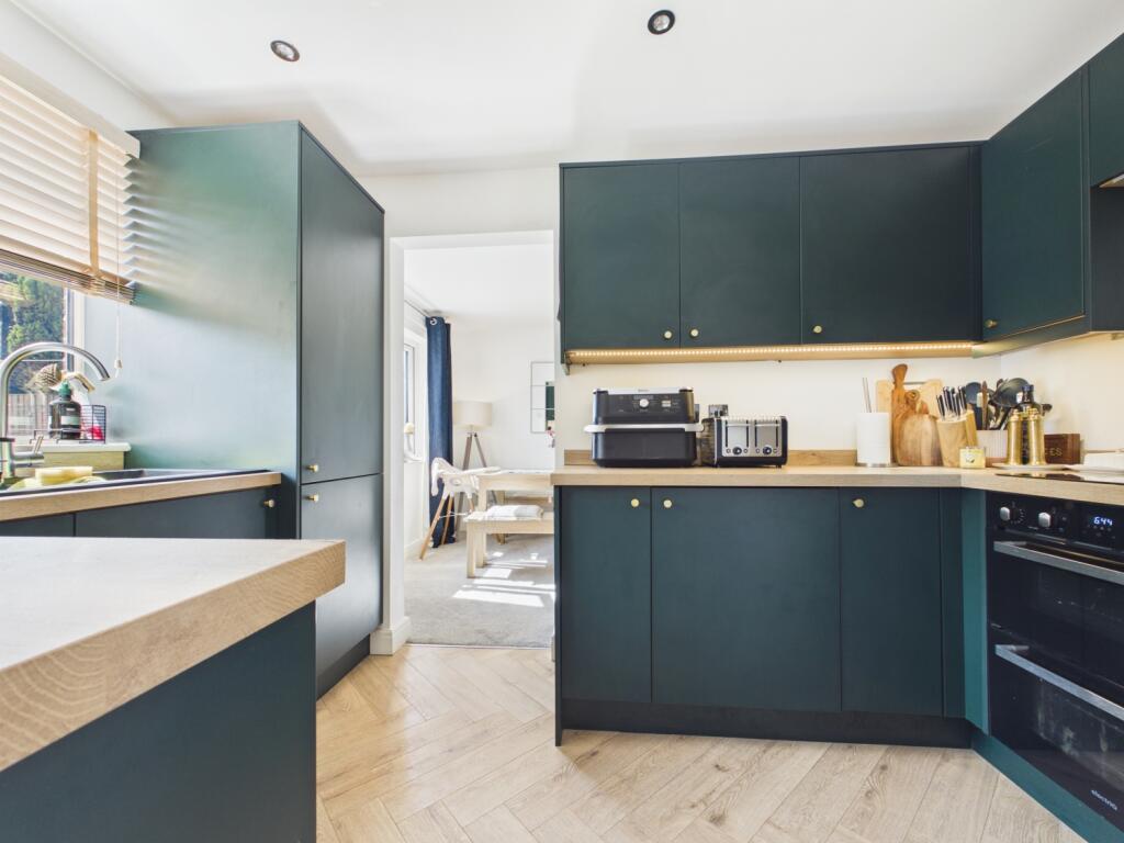 House in Wakefield - View 4