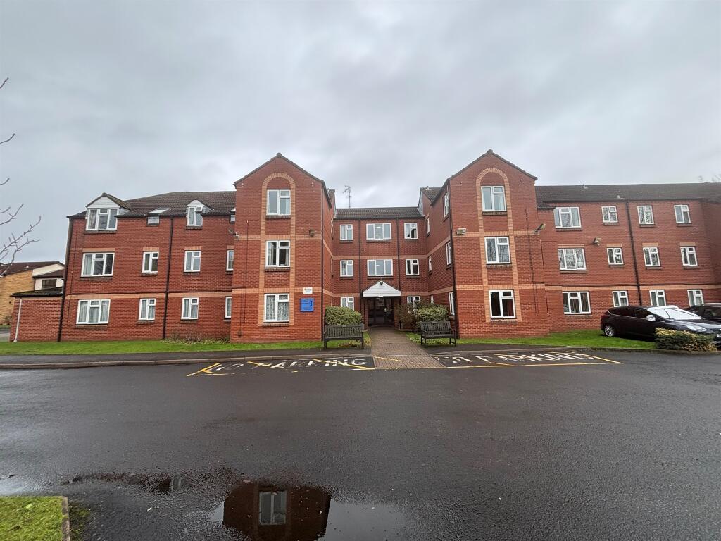 Main image of property: Pembroke Way, Birmingham