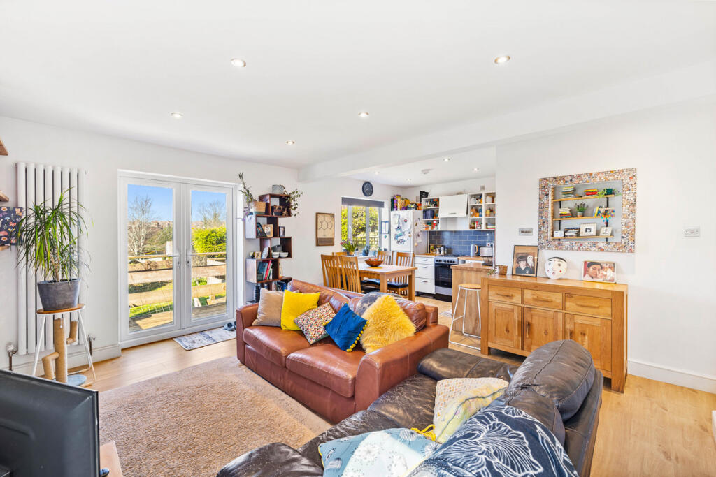 House in Hove, Hangleton - View 3