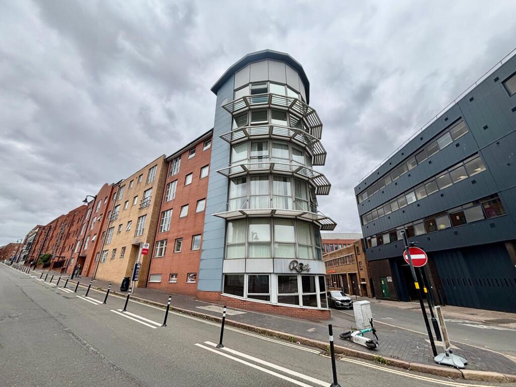 Main image of property: 2, Hallmark Apartments, 34, Newhall Hill, Birmingham, B1 3JP