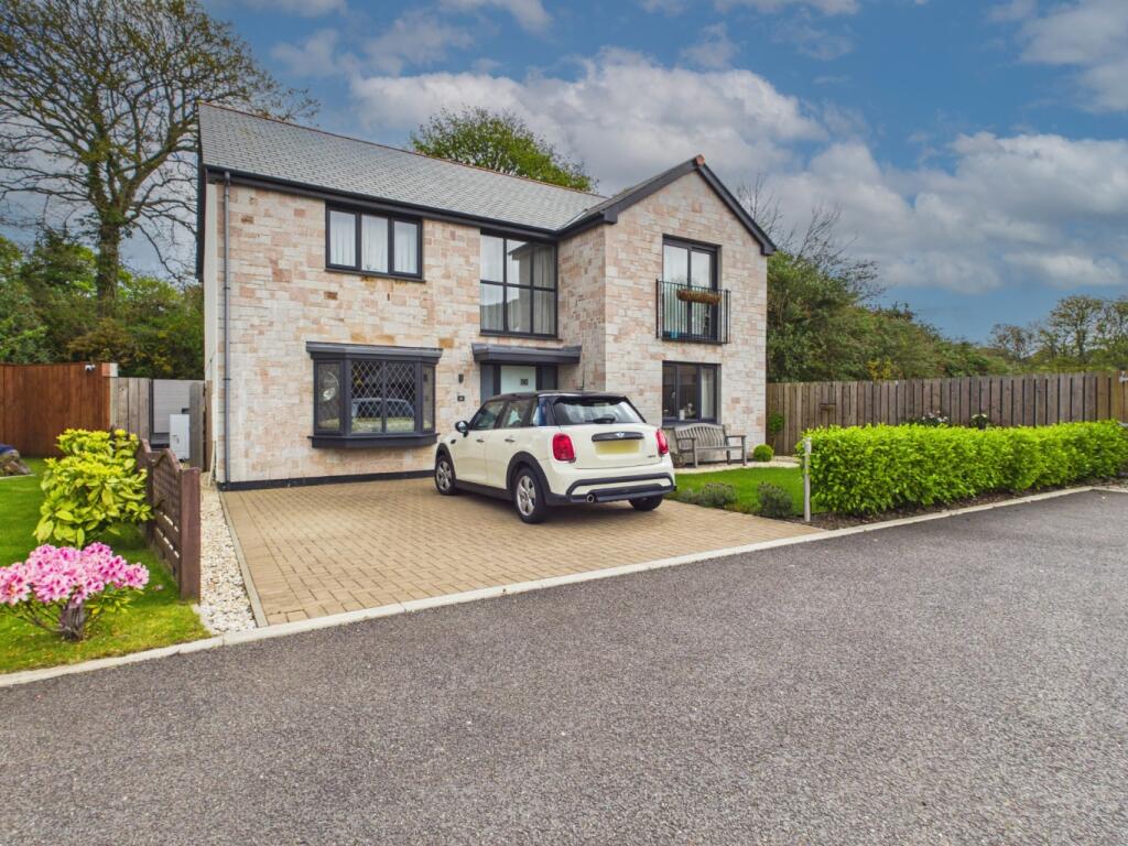 Main image of property: Pelean Cross, Ponsanooth, Truro, Cornwall, TR3