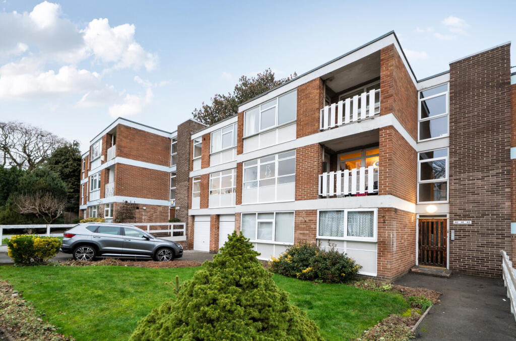 Main image of property: Newton Court, Oakwood, Leeds, LS8