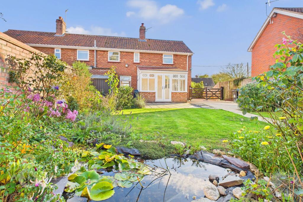 Dukesway, Earsham, Bungay photo 4