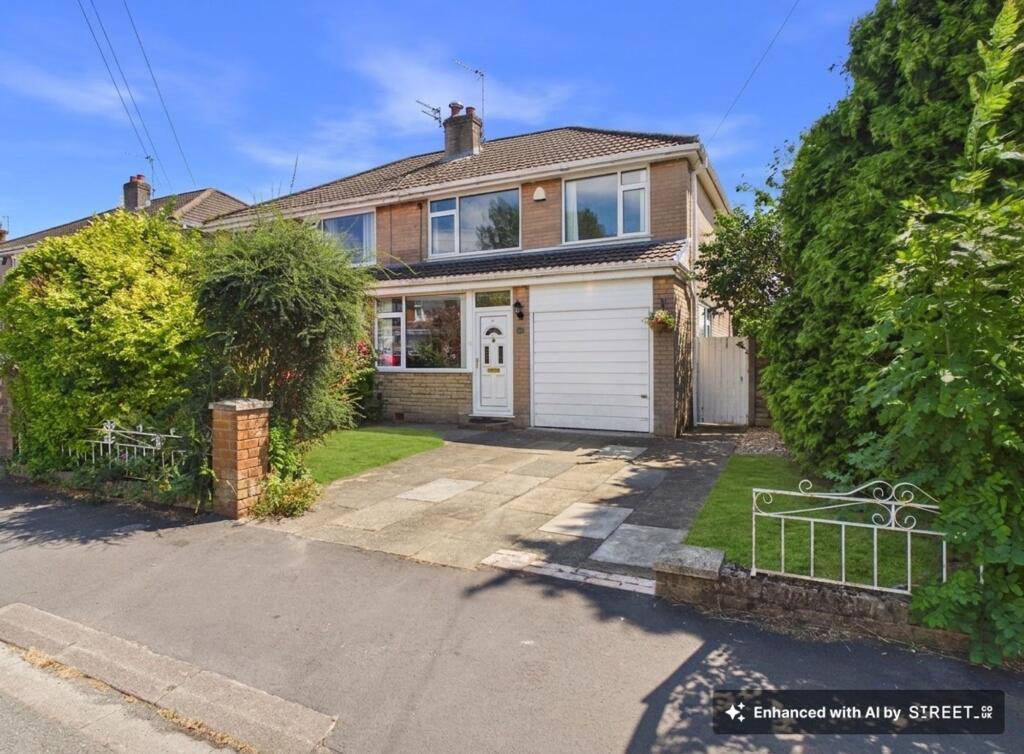 Main image of property: Parkfield Avenue, Tyldesley, M29