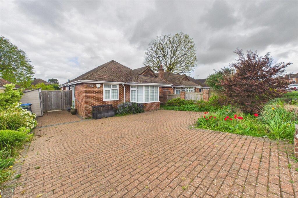 3-bed detached on Heathcote Drive, East Grinstead, West Sussex, £550,000