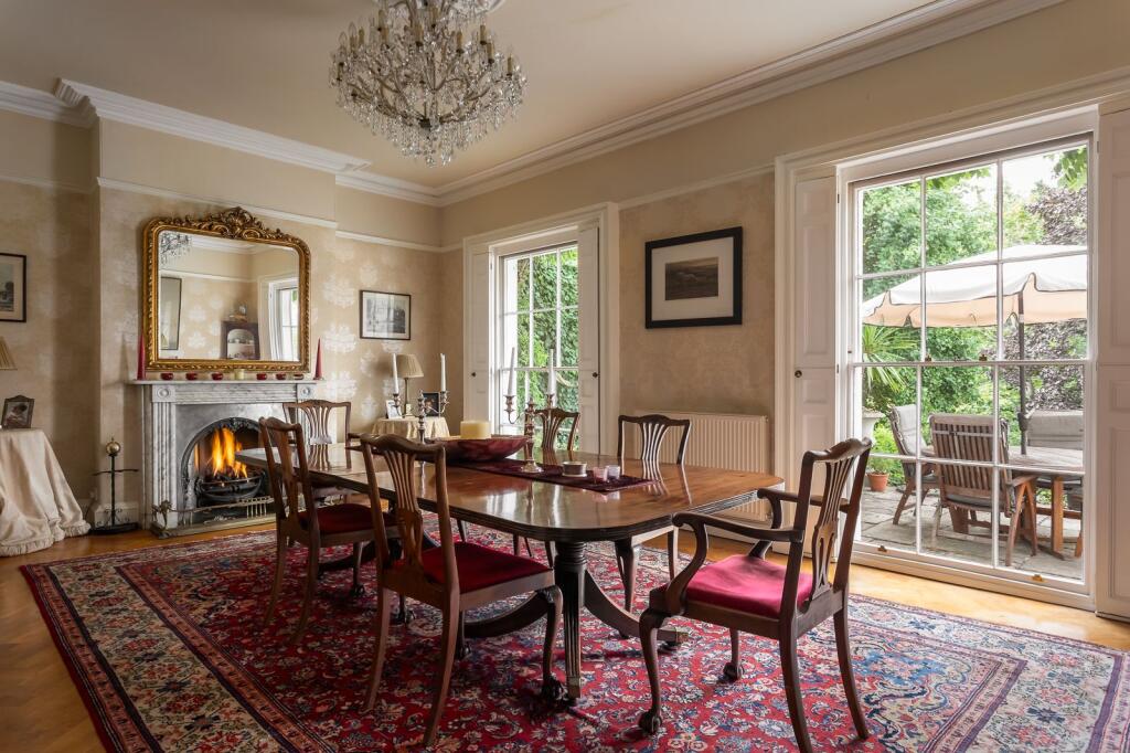 House in Worcester - View 5