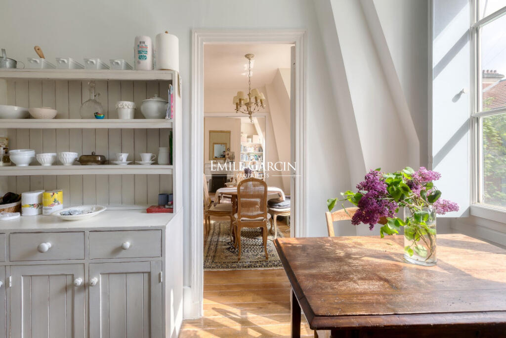 Main image of property: Paris-Isle of France, Paris, Paris 03