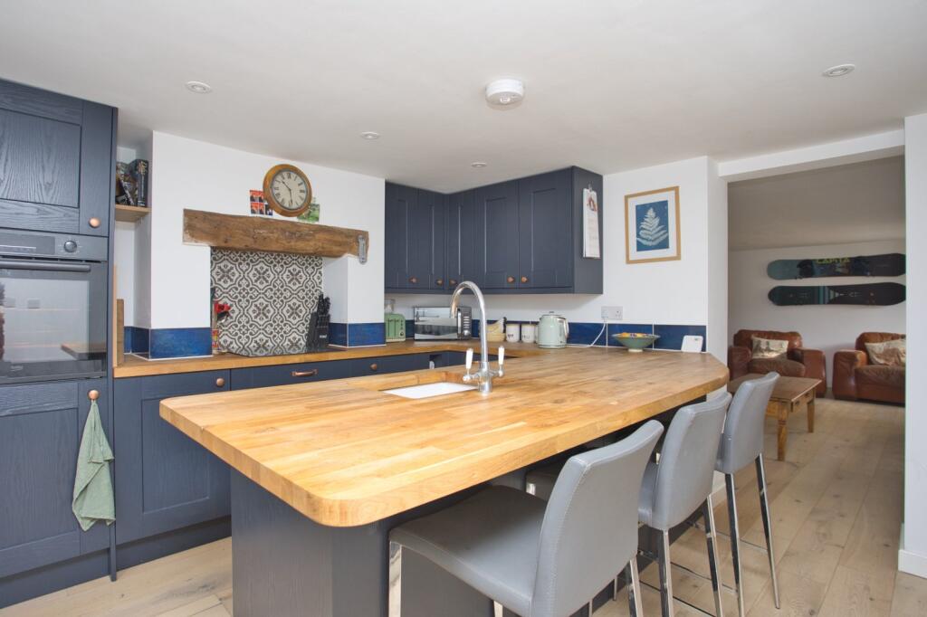 House in Dover, Lower Eythorne, Eythorne - View 3