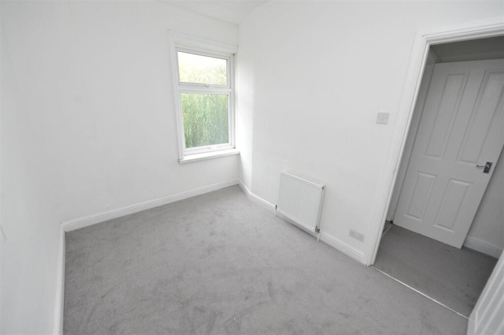 Springwood Terrace, Off Kings Rd, BD2 photo 5
