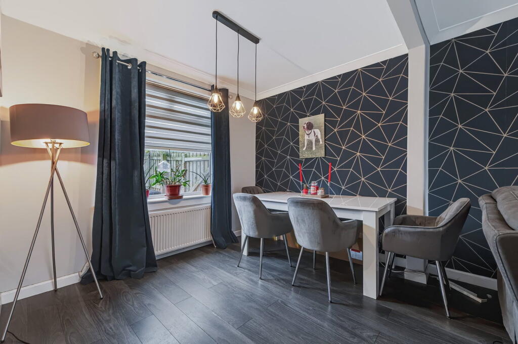 House in Edinburgh, West Lothian - View 3