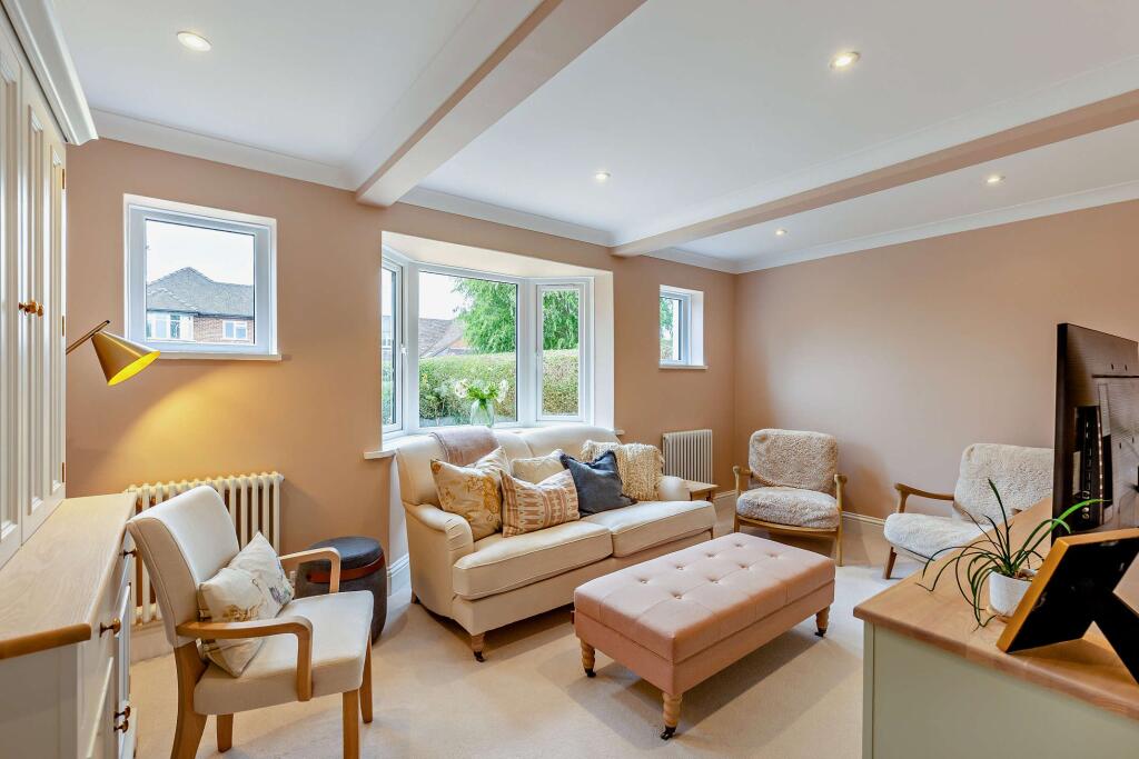 House in Guildford - View 5