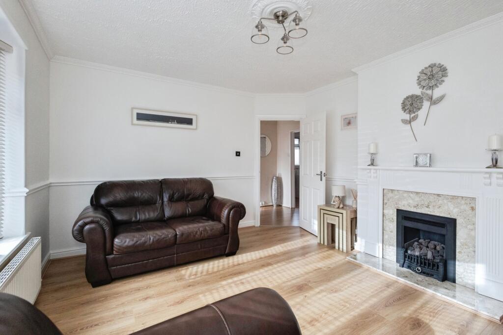 House in Tameside, Greater Manchester - View 4