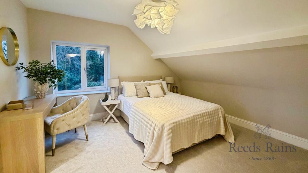 House in Durham - View 5
