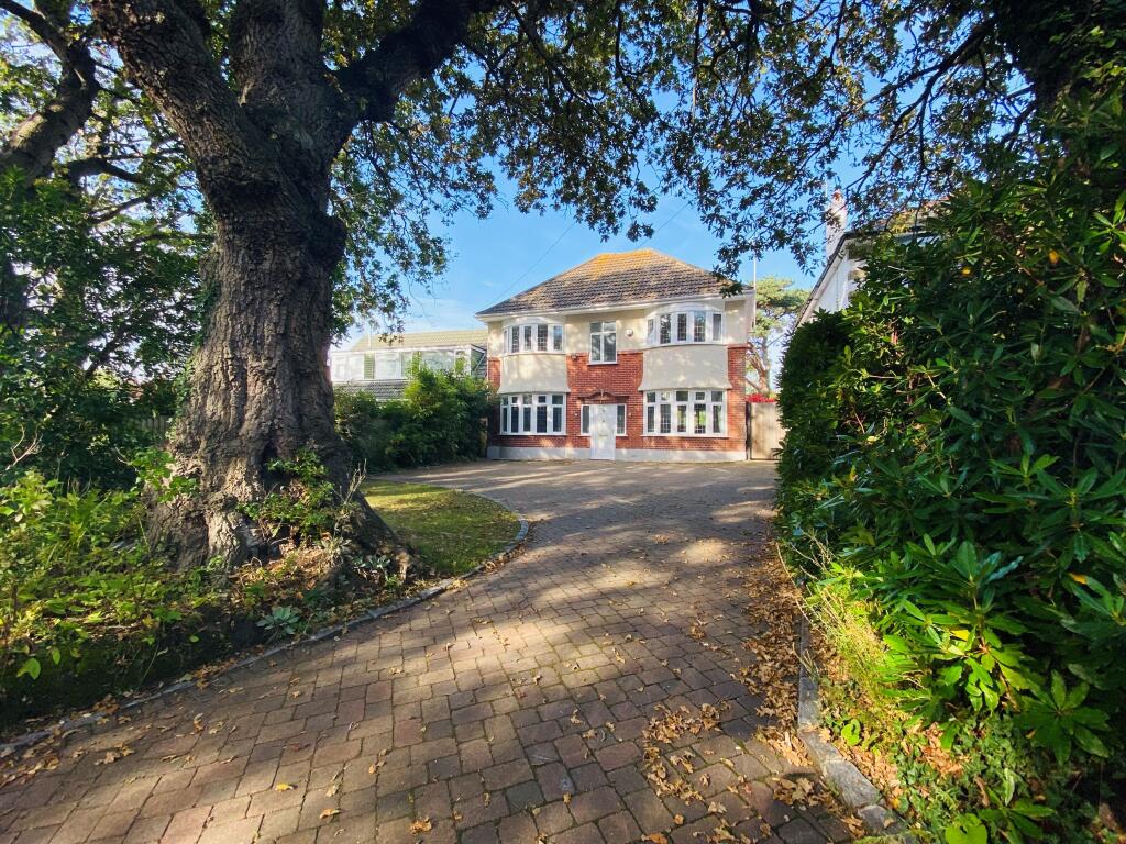 Main image of property: Lilliput, Poole