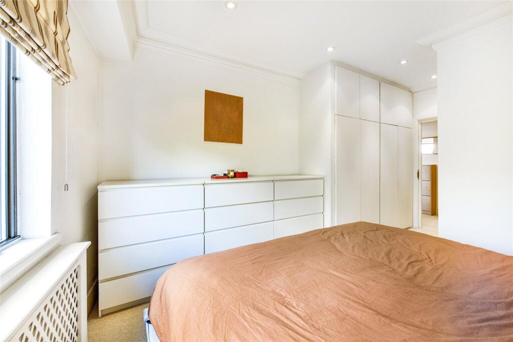 Apartment in London, Brompton - More