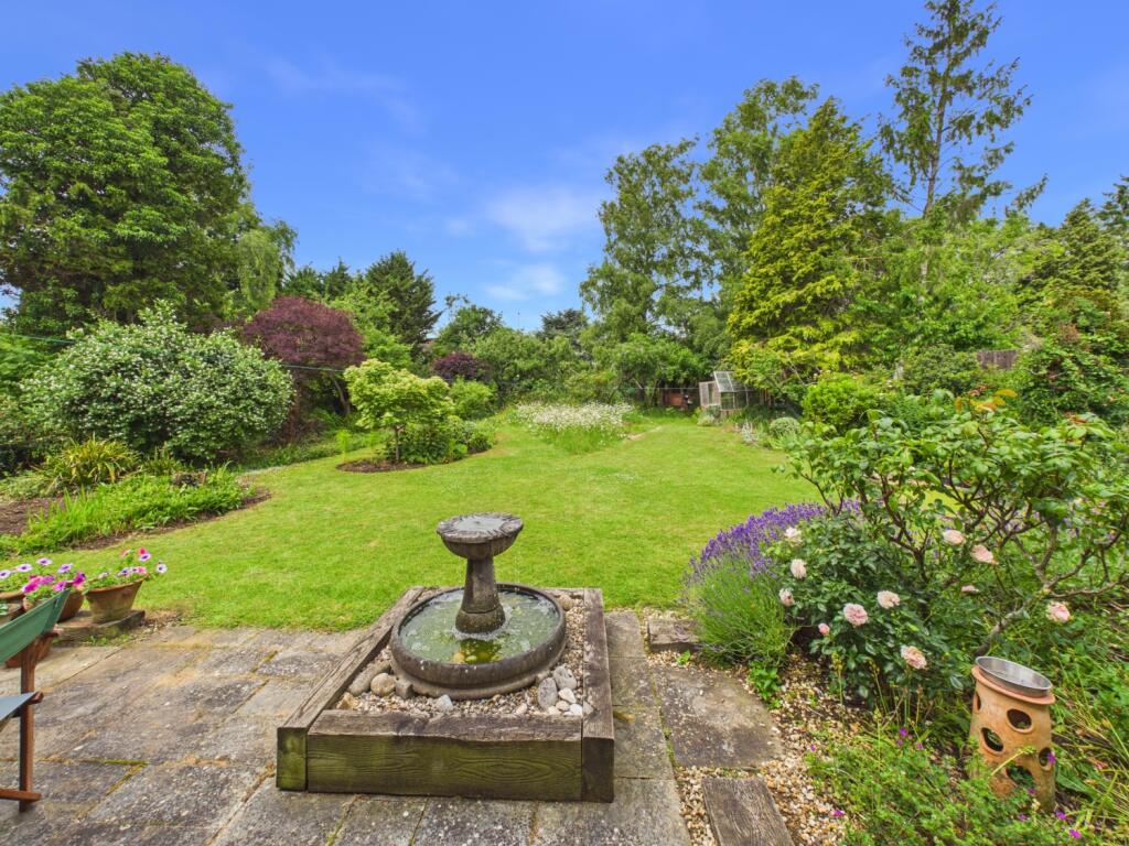 Resthaven Road, Wootton NN4 - View 4