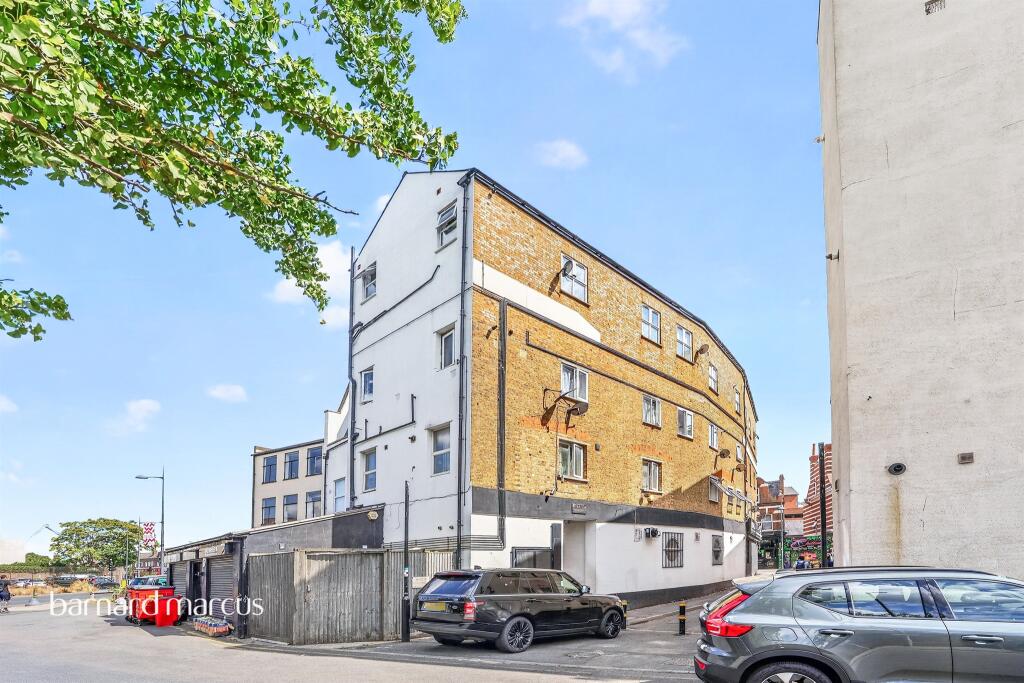 Apartment in London, Mitcham - View 5