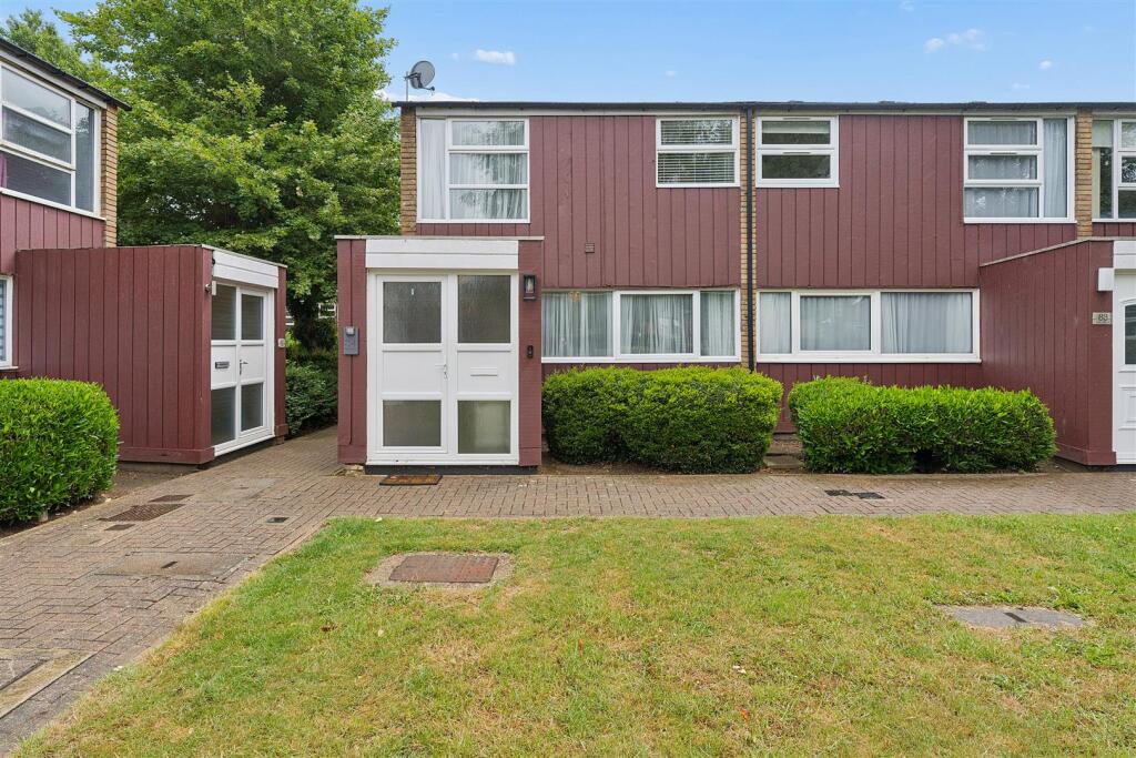 Main image of property: Millfield, New Ash Green