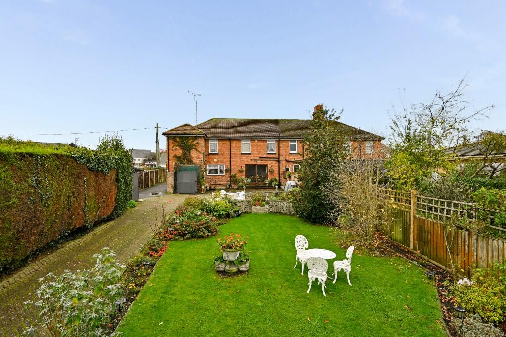 Main image of property: Main Road, TN25