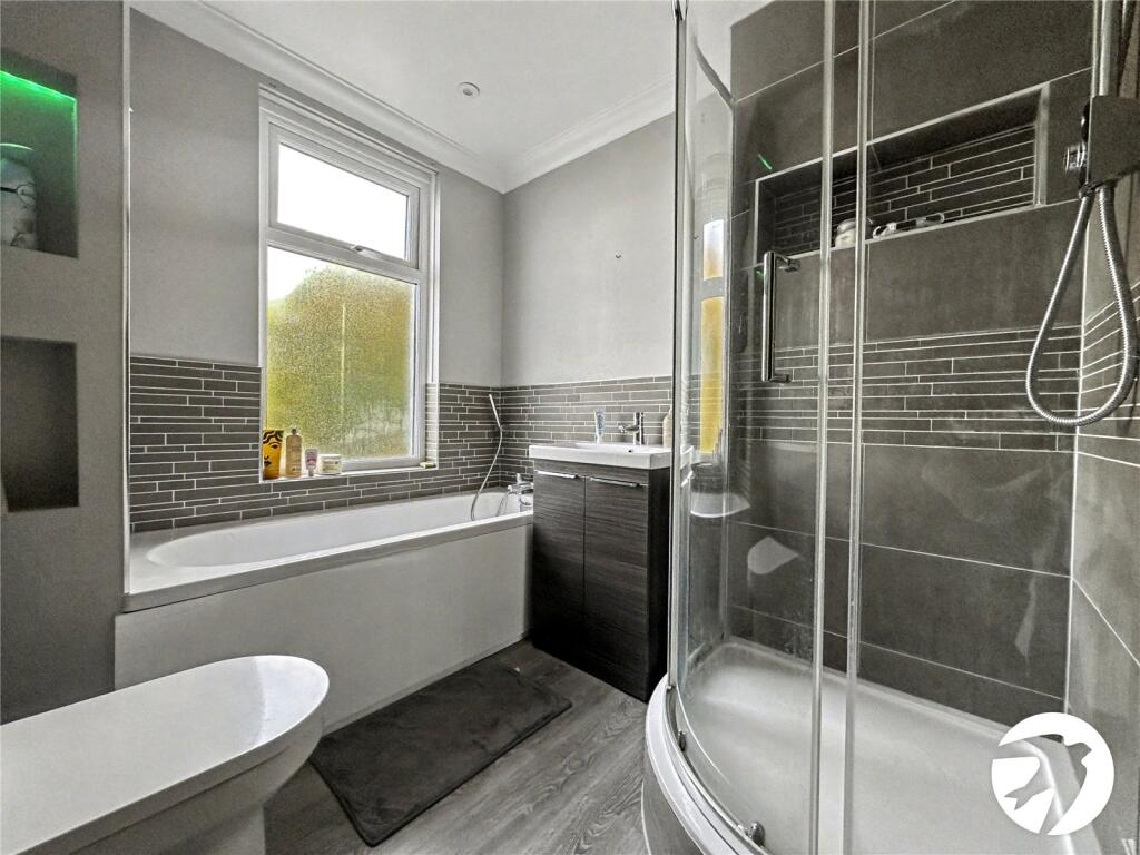 House in Gillingham, Medway - More