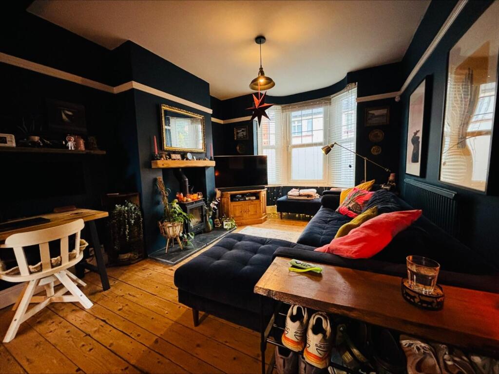House in Northampton, Phippsville - View 2