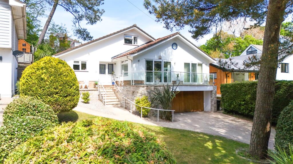 Main image of property: De Redvers Road, Lower Parkstone