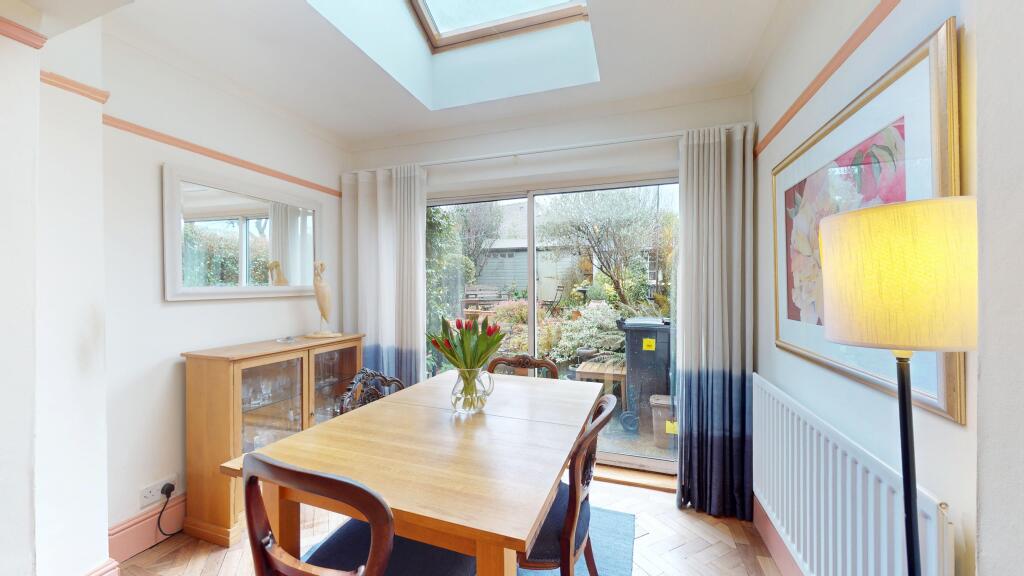 House in Cardiff, Pantmawr, Rhiwbina - View 4