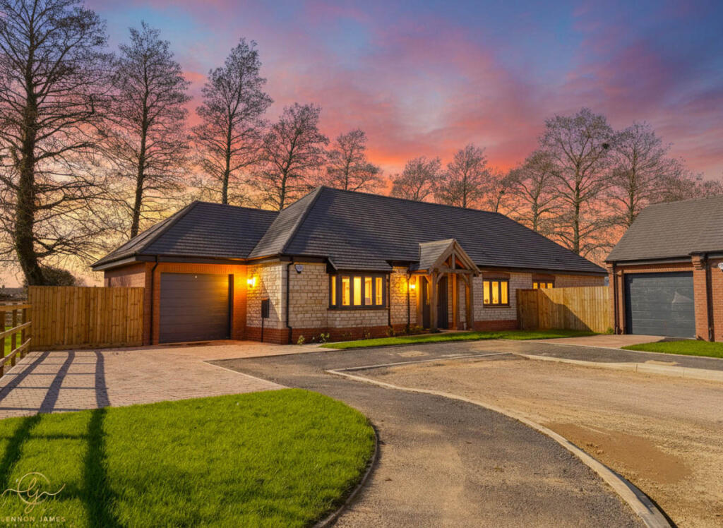 Main image of property: Poplar Gardens, Eastrea, PE7