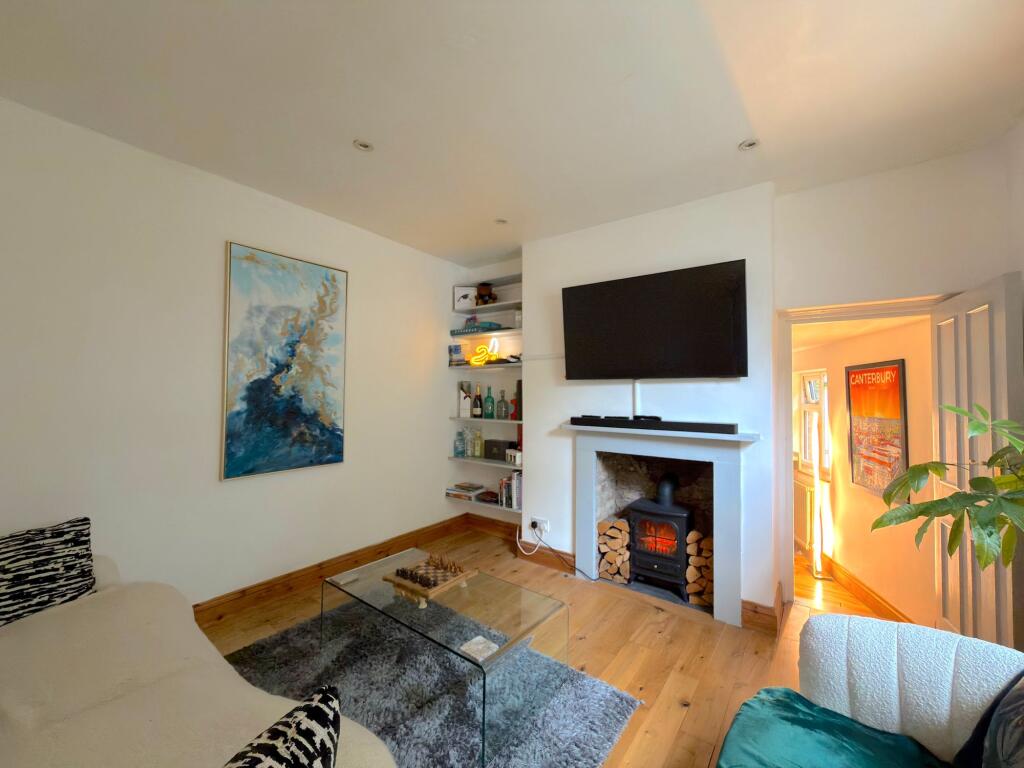 Main image of property: Wincheap, Canterbury, CT1