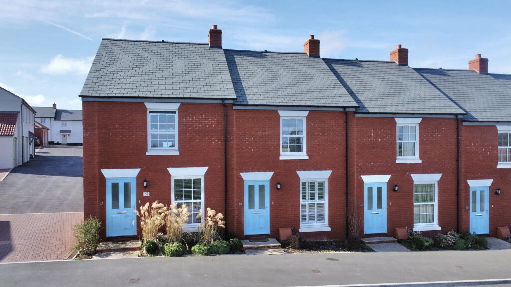 2-bed terraced on Jurston Lane, Wellington, £265,000