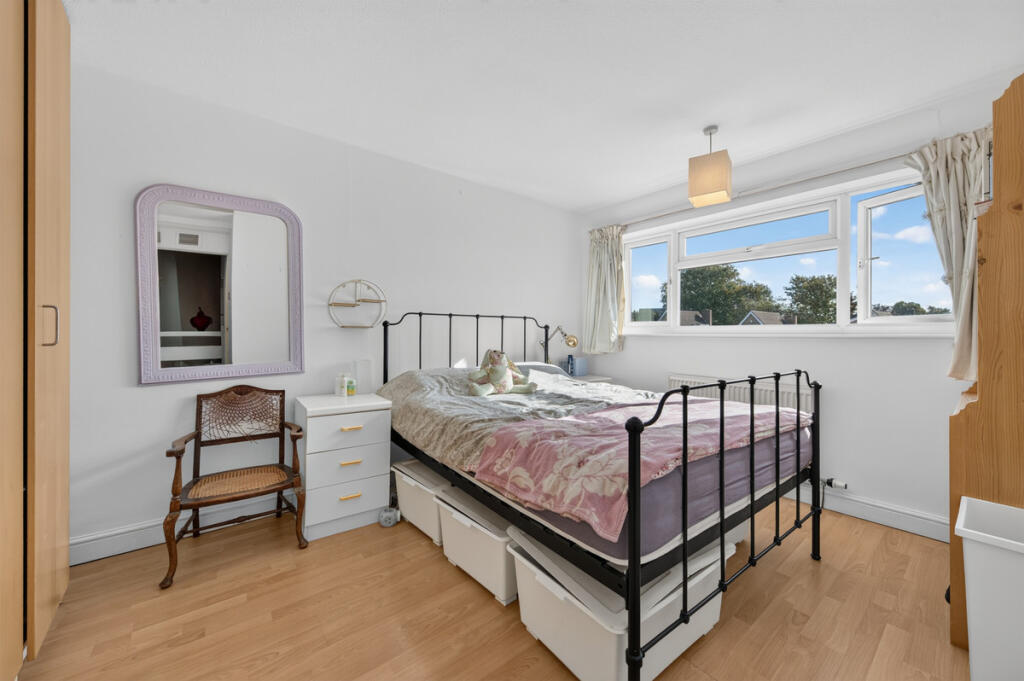 House in Rugby, Brownsover - View 4