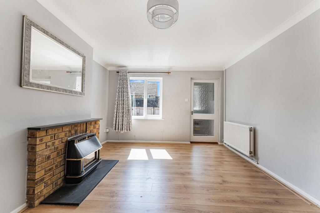 House in West Oxfordshire, Witney - More