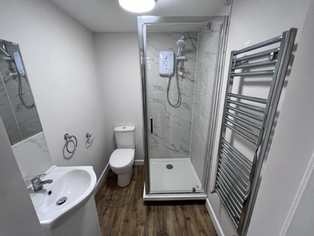 Apartment in Coventry - More