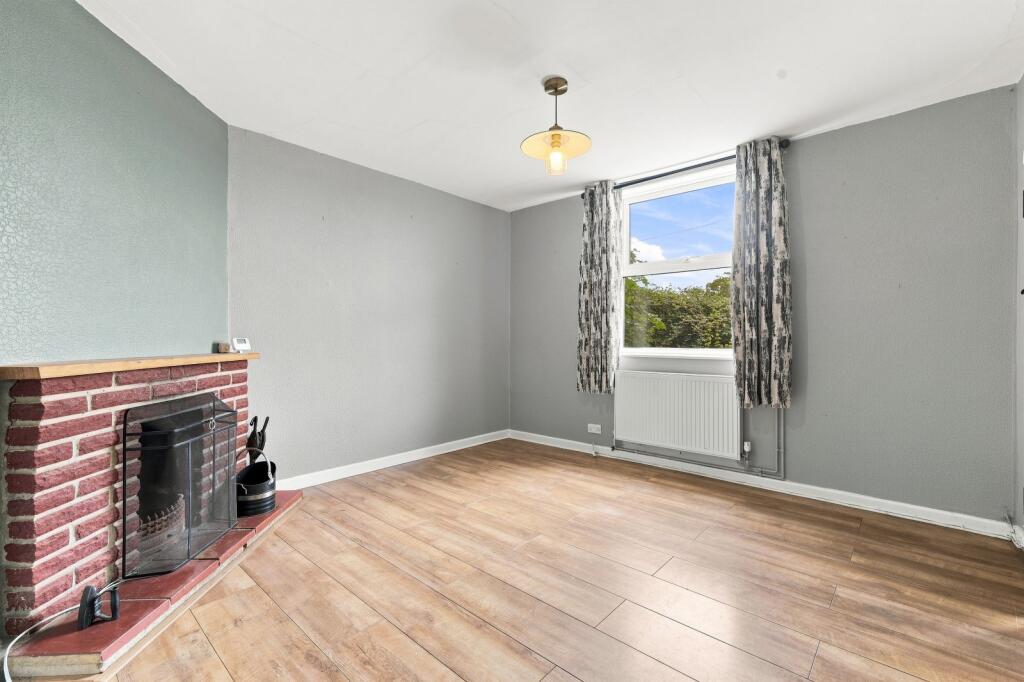House in Babergh, Holbrook - View 4