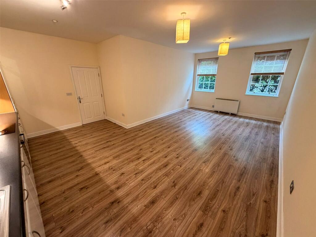 Kiers Court, Horwich, Bolton, Greater Manchester, BL6 photo 3