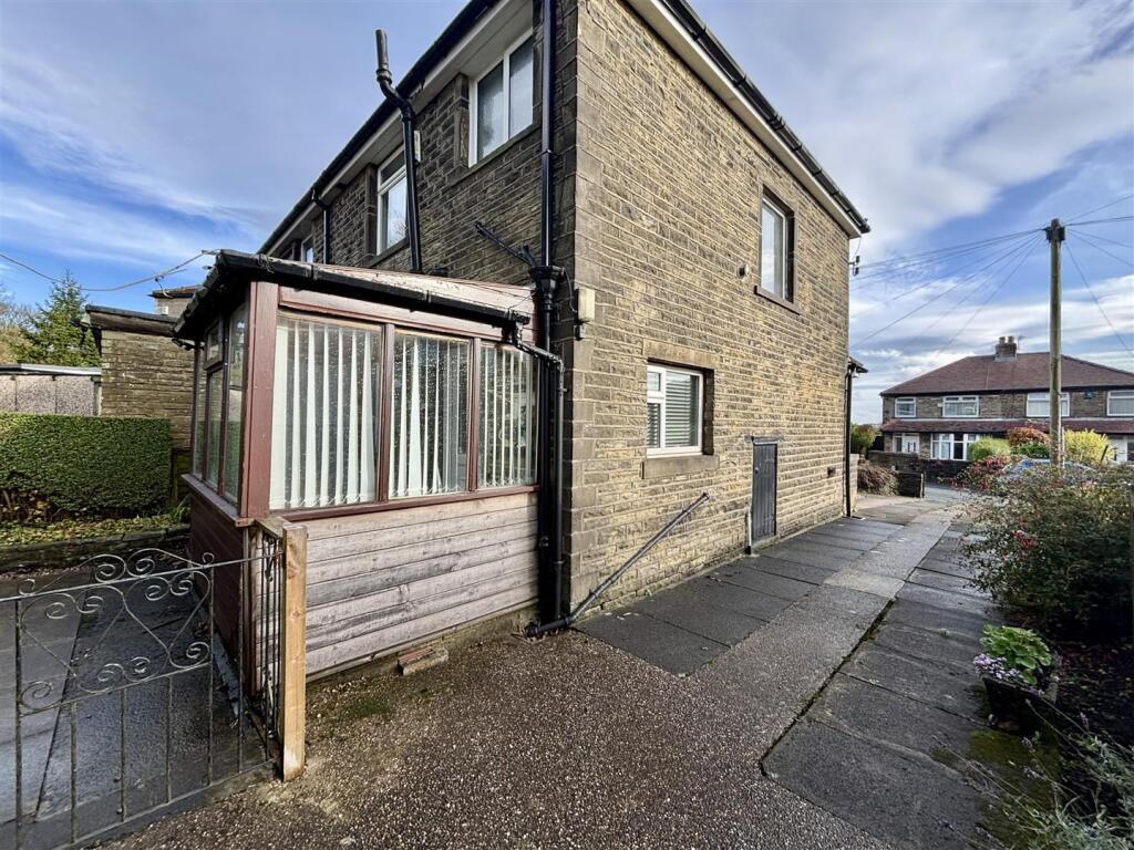 Additional image 20 of Deanstones Crescent, Queensbury, Bradford