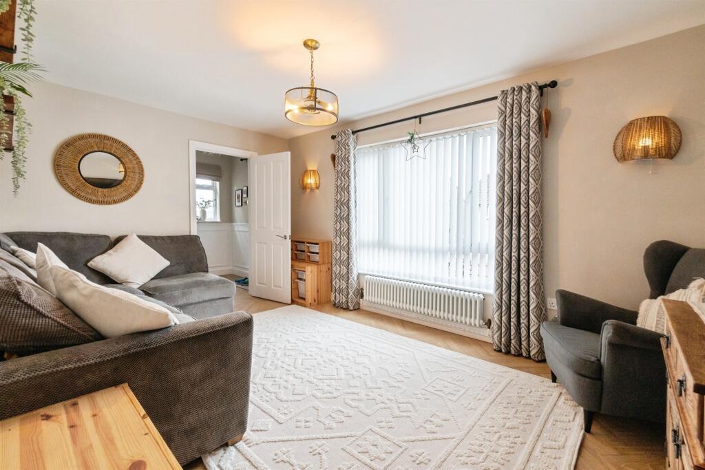 House in Abertridwr, Caledfryn, Penyrheol Trecenydd & Energlyn - View 4