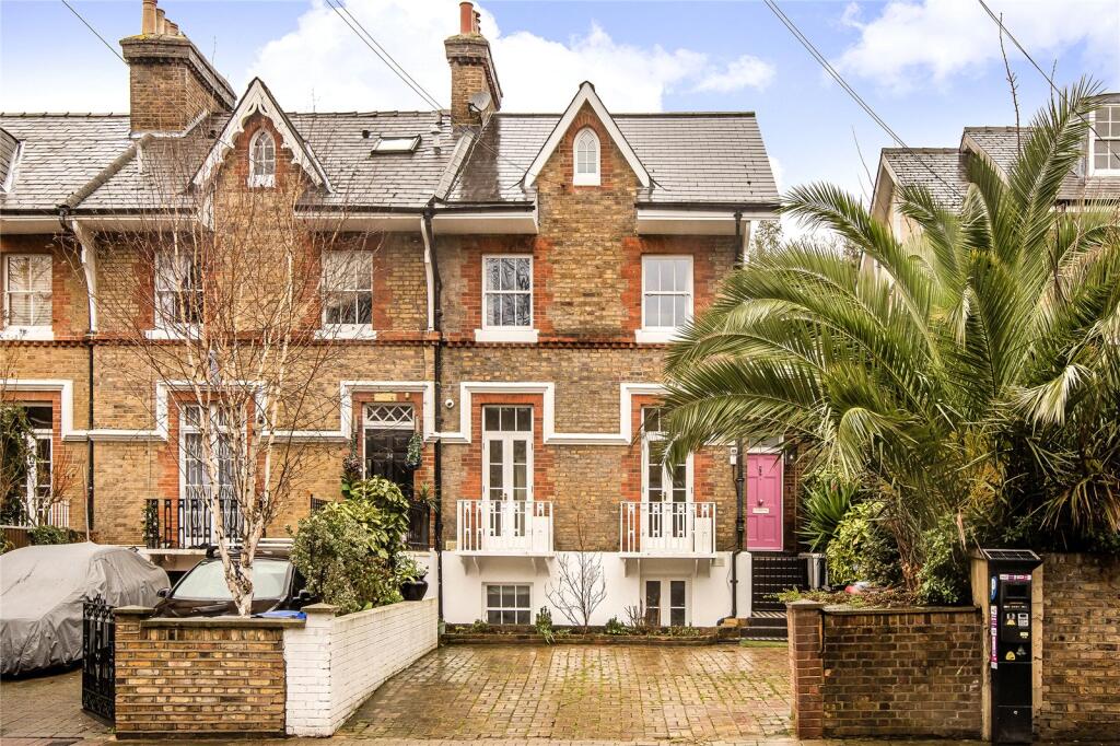 Main image of property: Westbridge Road, London, SW11