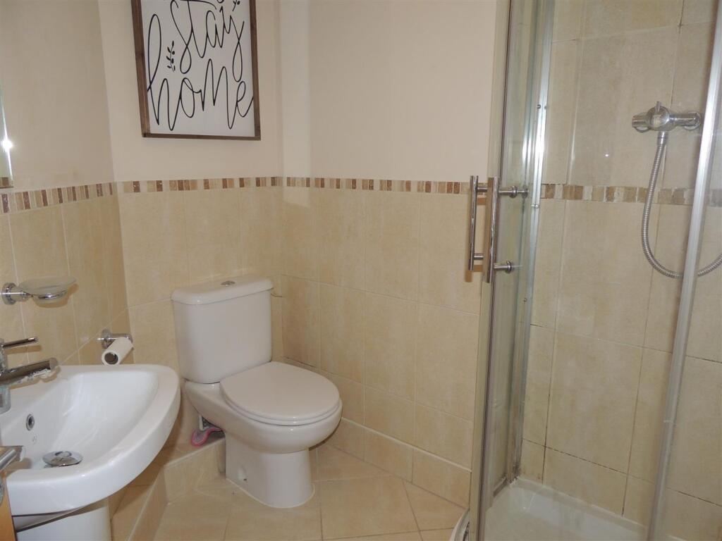 Apartment in Bristol - View 5