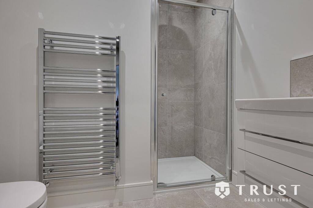 Additional image 29 of West Lane, Gomersal, BD19